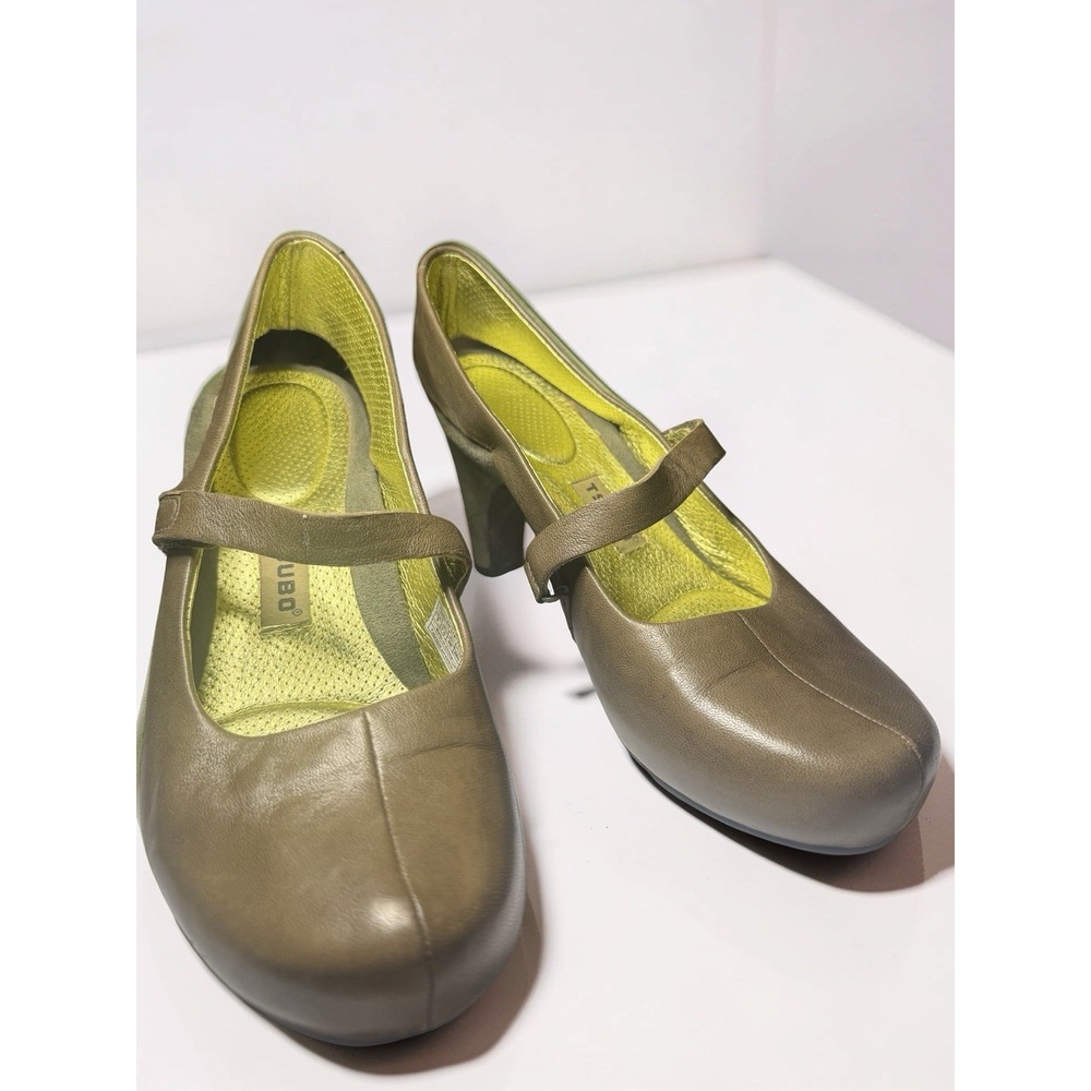 Tsubo Acrea Mary Jane pumps Slingback Olive Green heels US Sz 9 EU40 Lk Nw